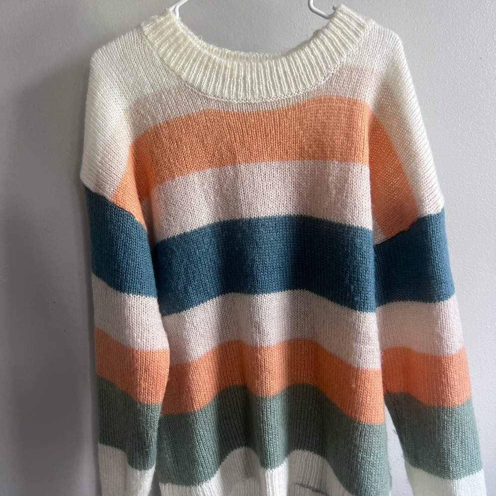 O’Neill cozy sweater. Size large. Multicolor stripes!